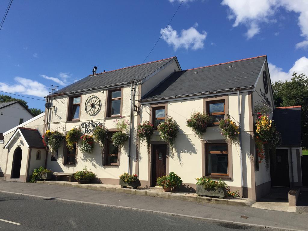 The Nags Head Tredegar Bed and Breakfast Nant-y-bwch Buitenkant foto